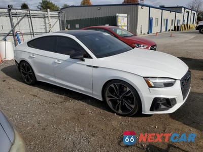 Czwarte zdjęcie samochodu z boku: 2020 AUDI S5 PREMIUM PLUS VIN:WAUC4CF52LA020042 - miniatura
