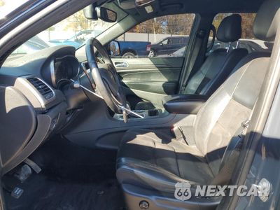 Zdjęcie 7 z 15 samochodu: 2017 JEEP GRAND CHEROKEE LAREDO VIN:1C4RJFAGXHC786709 - miniatura