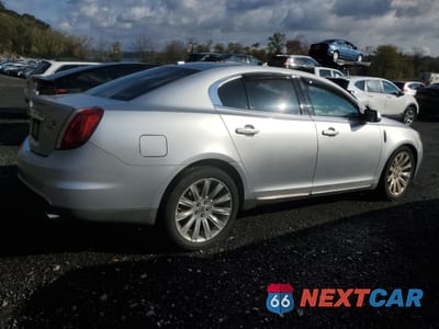 Trzecie zdjęcie samochodu z tyłu: 2010 LINCOLN MKS VIN:1LNHL9FTXAG614008 - miniatura
