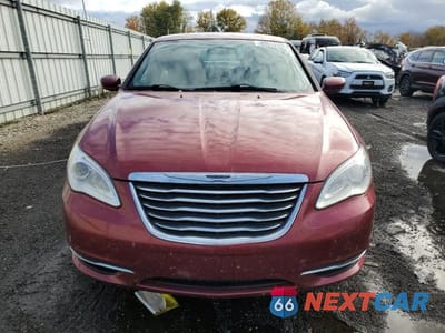 Piąte zdjęcie samochodu w środku: 2012 CHRYSLER 200 TOURING VIN:1C3CCBBB4CN301235 - miniatura