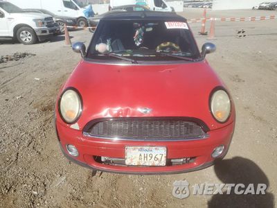 Piąte zdjęcie samochodu w środku: 2009 MINI COOPER VIN:WMWMR33509TU95941 - miniatura
