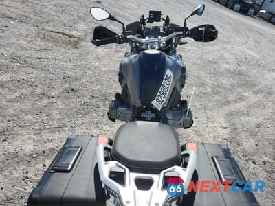 Zdjęcie 6 z 10 samochodu: 2016 BMW R1200 GS VIN:WB10A1107GZ670018 - miniatura