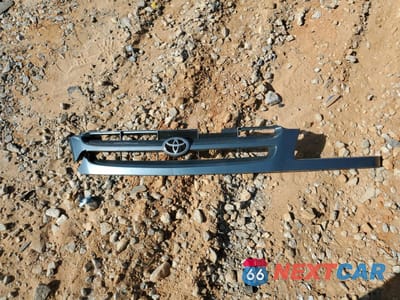 Zdjęcie 13 z 15 samochodu: 2000 TOYOTA SIENNA LE VIN:4T3ZF13C1YU260724 - miniatura