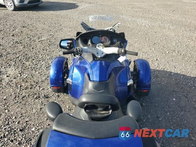 Zdjęcie 6 z 10 samochodu: 2012 CAN-AM SPYDER ROADSTER RT VIN:2BXJBKC15CV000835 - miniatura