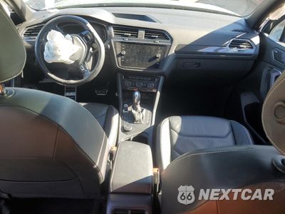 Zdjęcie 8 z 14 samochodu: 2021 VOLKSWAGEN TIGUAN SEL PREMIUM R-LINE VIN:3VV4B7AX8MM157845 - miniatura