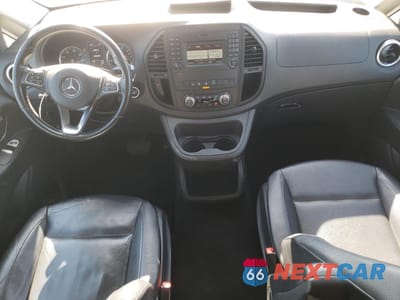 Zdjęcie 8 z 14 samochodu: 2017 MERCEDES-BENZ METRIS VIN:WD4PG2EE3H3302540 - miniatura