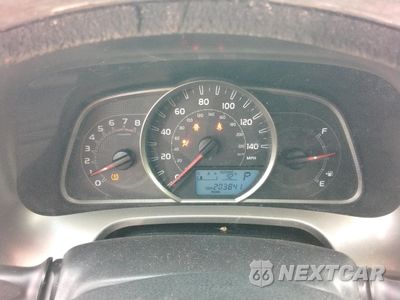 Zdjęcie 9 z 13 samochodu: 2014 TOYOTA RAV4 LE VIN:JTMZFREV9ED034338 - miniatura