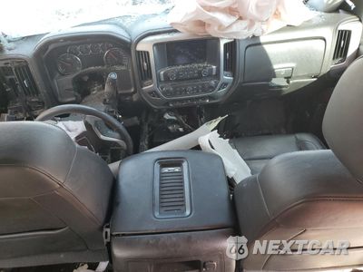 Zdjęcie 8 z 13 samochodu: 2017 GMC SIERRA K1500 SLT VIN:3GTU2NEJ5HG160117 - miniatura