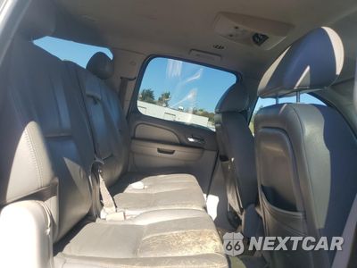 Zdjęcie 11 z 13 samochodu: 2007 GMC YUKON XL C1500 VIN:1GKFC16J97R184372 - miniatura