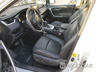 Zdjęcie 7 z 14 samochodu: 2021 TOYOTA RAV4 XLE PREMIUM VIN:2T3A1RFV4MW168038 - miniatura