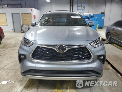 Piąte zdjęcie samochodu w środku: 2020 TOYOTA HIGHLANDER PLATINUM VIN:5TDFZRBH8LS035104 - miniatura