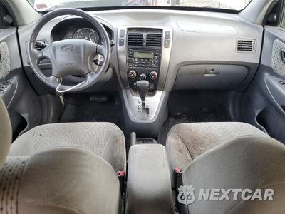 Zdjęcie 8 z 13 samochodu: 2005 HYUNDAI TUCSON GLS VIN:KM8JN12D45U223004 - miniatura