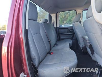 Zdjęcie 10 z 12 samochodu: 2018 RAM 1500 ST VIN:1C6RR6FG3JS299128 - miniatura