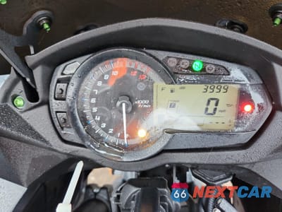 Zdjęcie 7 z 9 samochodu: 2015 KAWASAKI ZX1000 M VIN:JKAZXCM18FA006049 - miniatura