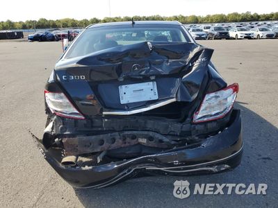 Zdjęcie 6 z 14 samochodu: 2011 MERCEDES-BENZ C 300 4MATIC VIN:WDDGF8BB3BR159691 - miniatura