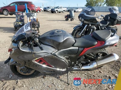 Trzecie zdjęcie samochodu z tyłu: 2024 SUZUKI GSX1300 RR VIN:JS1EJ11B0R7101210 - miniatura