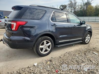 Trzecie zdjęcie samochodu z tyłu: 2017 FORD EXPLORER XLT VIN:1FM5K8D84HGB03029 - miniatura