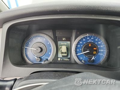 Zdjęcie 9 z 15 samochodu: 2019 TOYOTA SIENNA LE VIN:5TDKZ3DC4KS981003 - miniatura