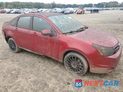 Czwarte zdjęcie samochodu z boku: 2001 FORD FOCUS SES VIN:1FAHP3GNXAW226049 - miniatura