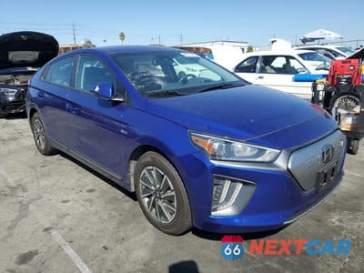 Czwarte zdjęcie samochodu z boku: 2020 HYUNDAI IONIQ SE VIN:KMHC75LJ1LU068620 - miniatura