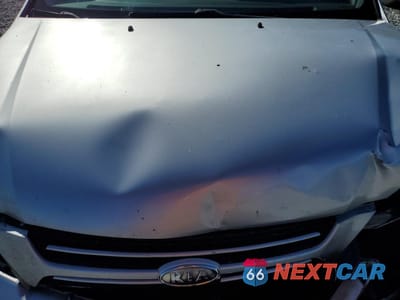 Zdjęcie 12 z 16 samochodu: 2006 KIA SEDONA EX VIN:KNDMB233066065546 - miniatura