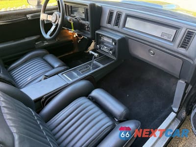 Piąte zdjęcie samochodu w środku: 1984 BUICK REGAL T-TYPE VIN:1G4AK4792EH575361 - miniatura
