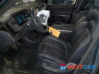 Zdjęcie 7 z 12 samochodu: 2022 RIVIAN R1T ADVENTURE VIN:7FCTGAAAXNN009136 - miniatura