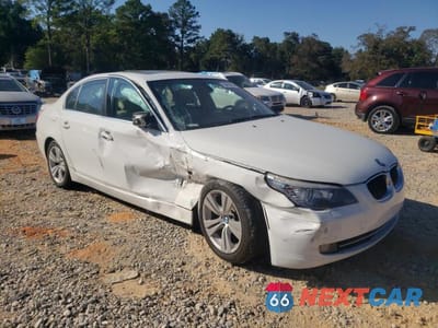 Czwarte zdjęcie samochodu z boku: 2010 BMW 528 I VIN:WBANU5C59AC125980 - miniatura