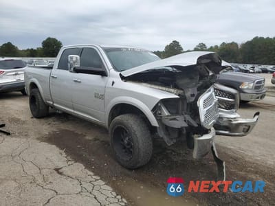 Czwarte zdjęcie samochodu z boku: 2016 RAM 1500 LARAMIE VIN:1C6RR7VM1GS420843 - miniatura