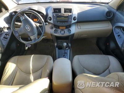 Zdjęcie 8 z 13 samochodu: 2009 TOYOTA RAV4 LIMITED VIN:JTMBF31V49D006697 - miniatura