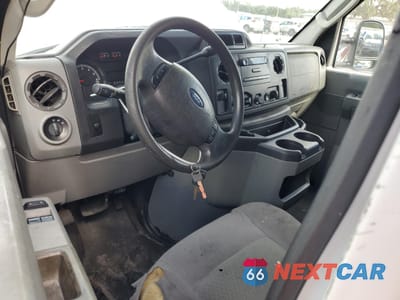 Zdjęcie 8 z 13 samochodu: 2013 FORD ECONOLINE E150 VAN VIN:1FTNE1EW4DDA61781 - miniatura