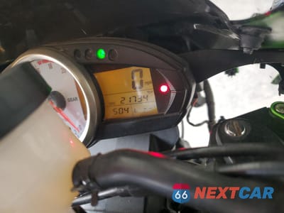 Zdjęcie 7 z 9 samochodu: 2008 KAWASAKI ZX600 P VIN:JKAZX4P168A035344 - miniatura