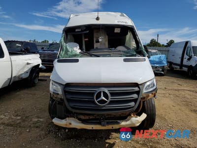 Piąte zdjęcie samochodu w środku: 2021 MERCEDES-BENZ SPRINTER 2 VIN:W1Y4DCHY2MT071072 - miniatura