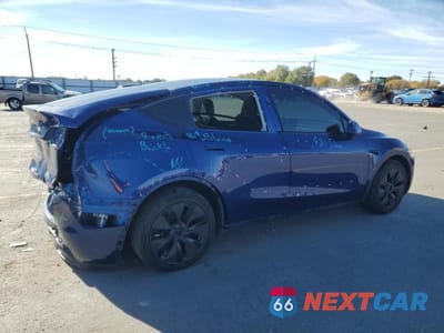 Trzecie zdjęcie samochodu z tyłu: 2025 TESLA MODEL Y VIN:7SAYGDEE6SF305777 - miniatura