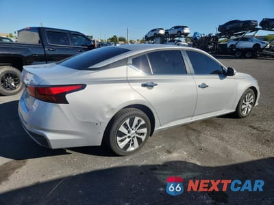 Trzecie zdjęcie samochodu z tyłu: 2019 NISSAN ALTIMA S VIN:1N4BL4BV4KC237369 - miniatura
