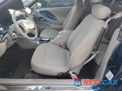 Zdjęcie 7 z 12 samochodu: 2000 FORD MUSTANG VIN:1FAFP4045YF221981 - miniatura