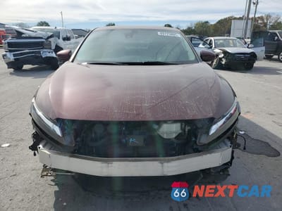 Piąte zdjęcie samochodu w środku: 2018 HONDA CLARITY TOURING VIN:JHMZC5F31JC005140 - miniatura
