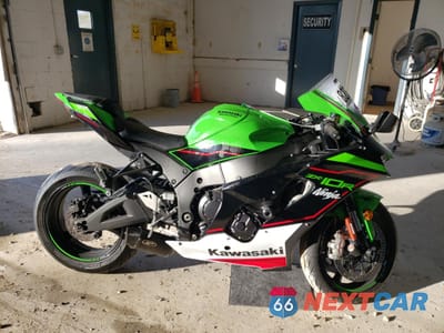 2021 KAWASAKI ZX1002 M JKBZXVM18MA000241 - główne zdjęcie licytacji z USA - miniatura