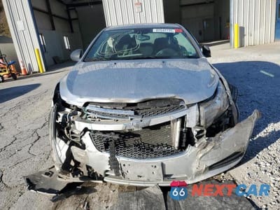 Piąte zdjęcie samochodu w środku: 2014 CHEVROLET CRUZE LS VIN:1G1PA5SH8E7372611 - miniatura
