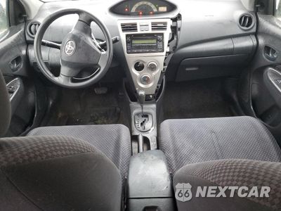 Zdjęcie 8 z 14 samochodu: 2008 TOYOTA YARIS VIN:JTDBT923284028365 - miniatura