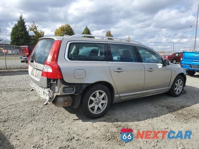 Trzecie zdjęcie samochodu z tyłu: 2008 VOLVO V70 3.2 VIN:YV1BW982X81010990 - miniatura