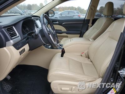 Zdjęcie 7 z 13 samochodu: 2014 TOYOTA HIGHLANDER LIMITED VIN:5TDDKRFH1ES041738 - miniatura