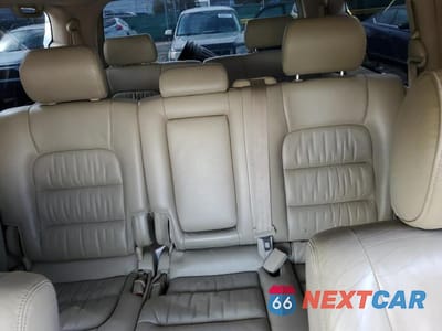 Zdjęcie 10 z 12 samochodu: 2006 LEXUS LX 470 VIN:JTJHT00W864010434 - miniatura