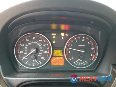 Zdjęcie 9 z 11 samochodu: 2010 BMW 328 I VIN:WBAPH7G56ANM54028 - miniatura