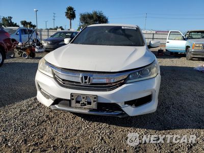 Piąte zdjęcie samochodu w środku: 2016 HONDA ACCORD SPORT VIN:1HGCR2F65GA231542 - miniatura