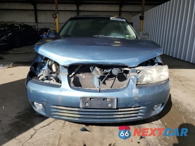 Piąte zdjęcie samochodu w środku: 2001 NISSAN SENTRA SE VIN:3N1BB51D71L112870 - miniatura