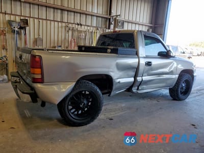 Trzecie zdjęcie samochodu z tyłu: 2001 GMC NEW SIERRA C1500 VIN:1GTEC14V31Z315025 - miniatura