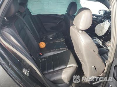 Zdjęcie 10 z 11 samochodu: 2015 VOLKSWAGEN GTI VIN:3VW4T7AUXFM003056 - miniatura