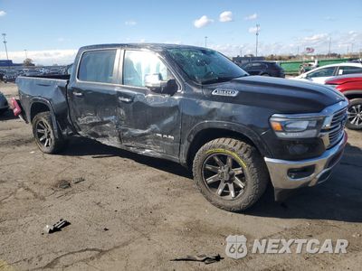 Czwarte zdjęcie samochodu z boku: 2019 RAM 1500 LARAMIE VIN:1C6SRFJT6KN823247 - miniatura