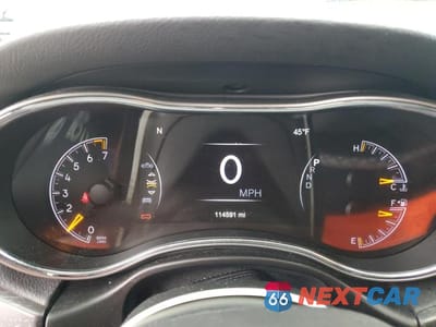 Zdjęcie 9 z 13 samochodu: 2018 JEEP GRAND CHEROKEE LAREDO VIN:1C4RJFAG2JC348627 - miniatura